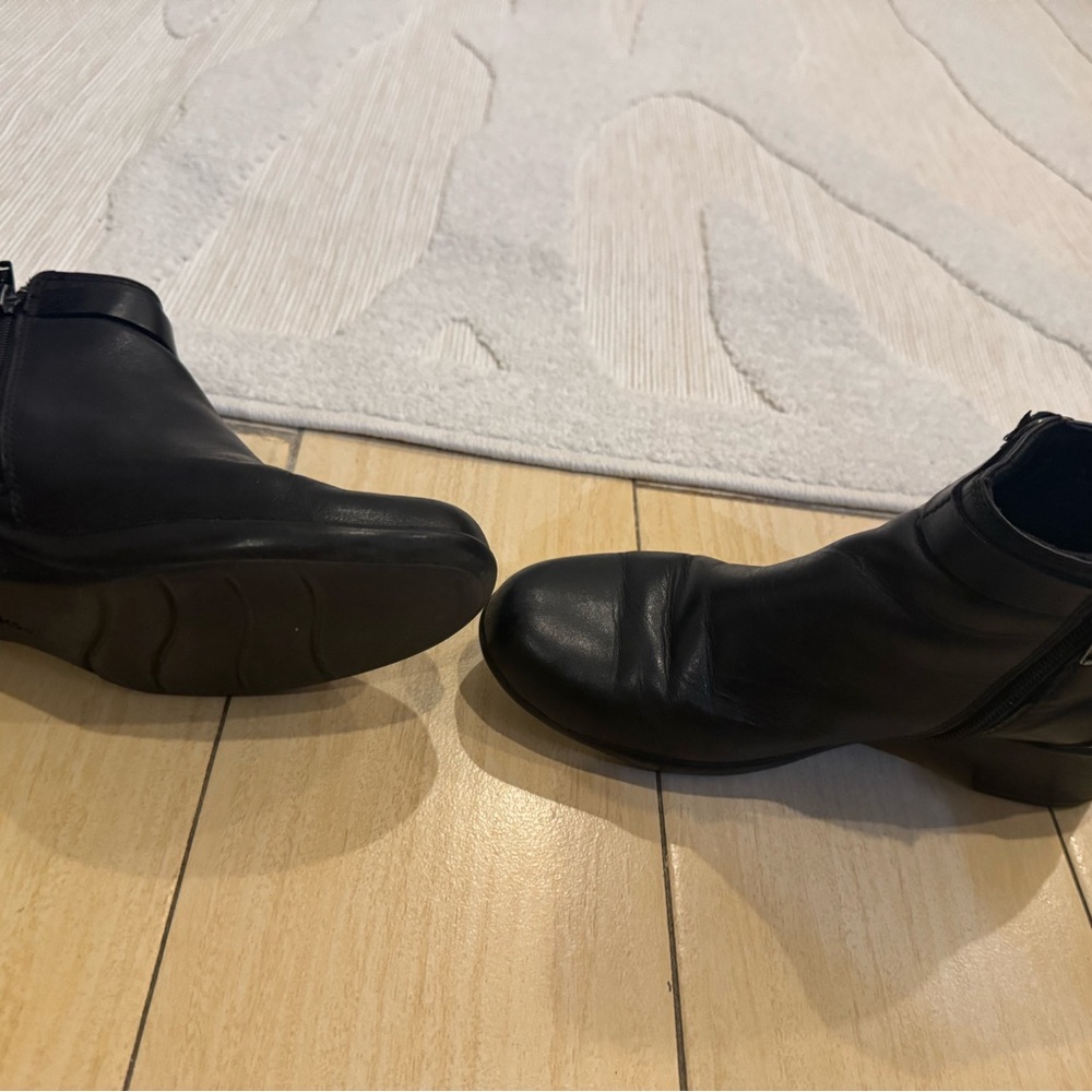 Clarks Black Leather Side-Zip Boots